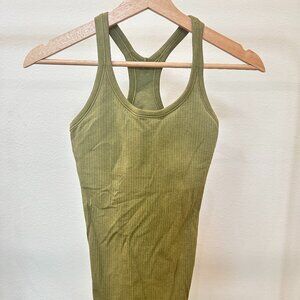 LULULEMEMON Ebb to Street Tank Top Light Support, GREEN, BARELY WORN, SIZE 4